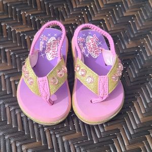 Skechers toddler girls sandal that light up!!